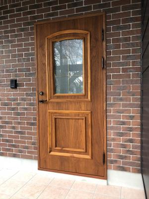 After　玄関ドア